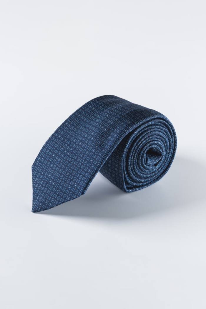 Svilena tamno plava kravata s uzorkom