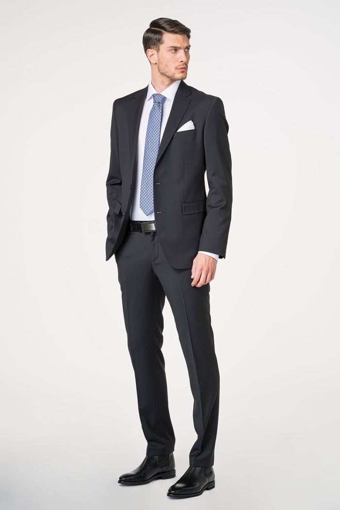 Muško poslovno odijelo crno i tamno plavo 120's - Regular fit