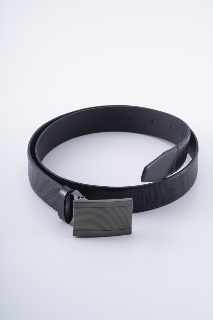 Varteks  Black leather belt with full buckle