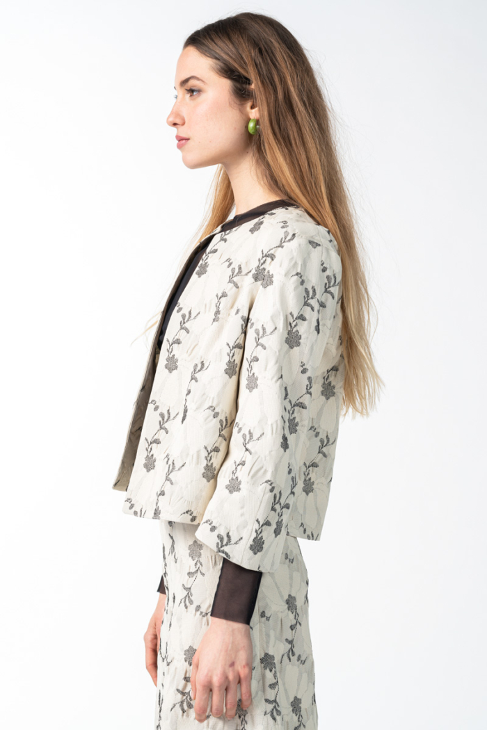 Varteks Women's short blazer with flower print