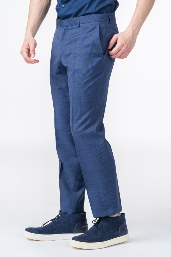 Muške decentno prugaste hlače od odijela - Regular fit