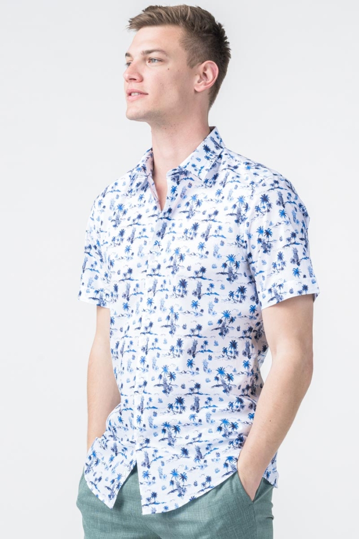 White men's shirt with a pattern - Regular fit