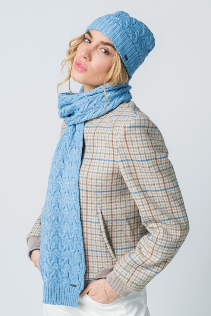 Light blue knitted scarf