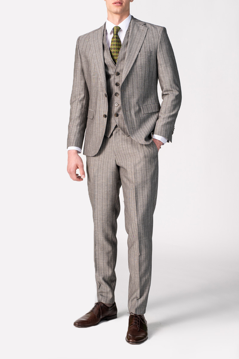 Bespoke Clothing Men′ S Grey Striped Suit Non-Iron Suit for Business Party  Wedding - China Made in China and Clothing price | Made-in-China.com