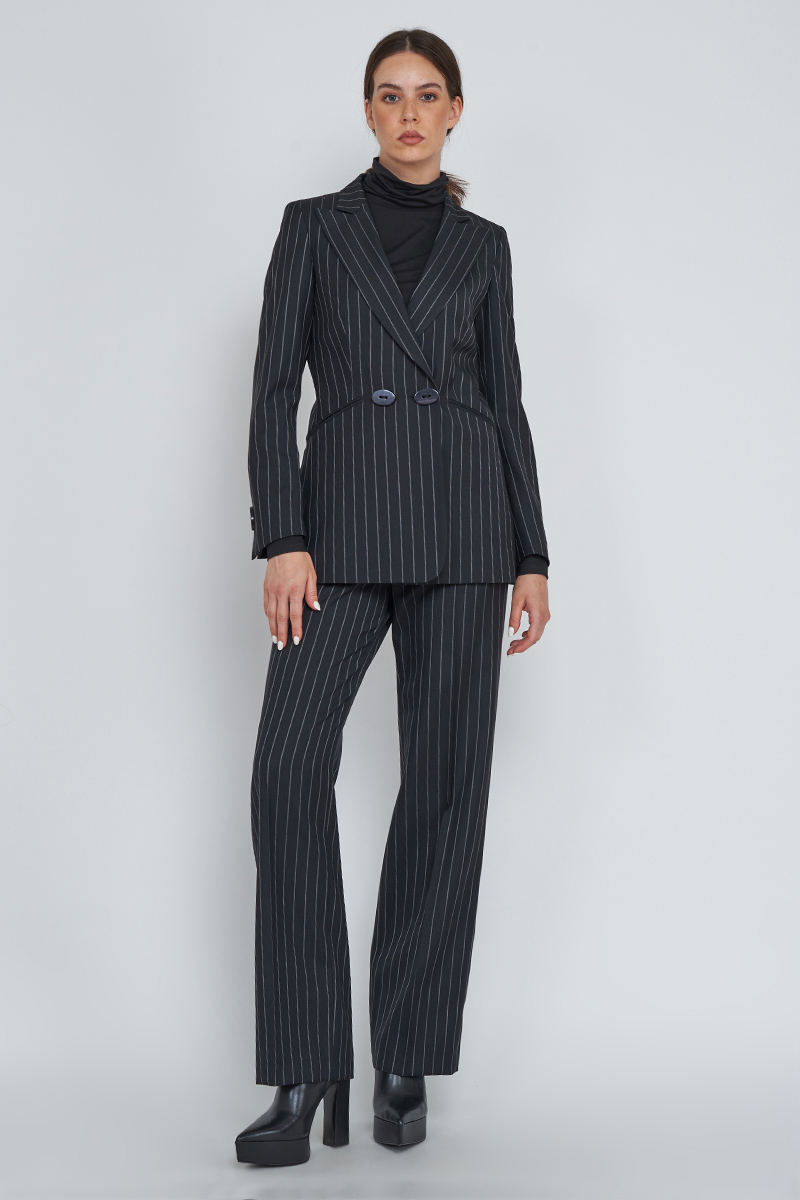 Aggregate more than 254 striped suit womens super hot